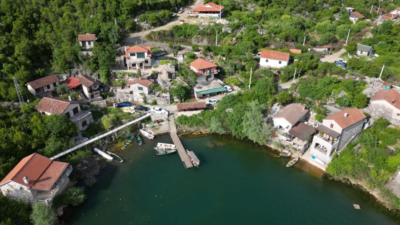 Studio Apartment Cudo Nevidjeno Karuc Екстер'єр фото